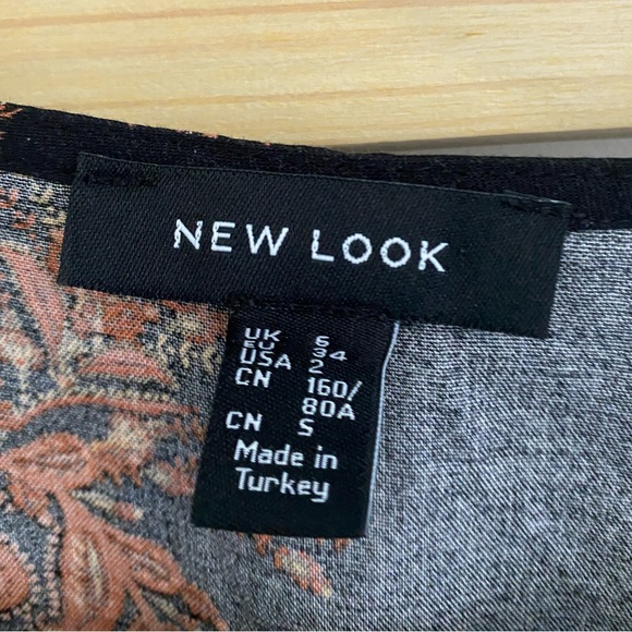 Maxi Black Paisley Dress - Picture 3 of 3